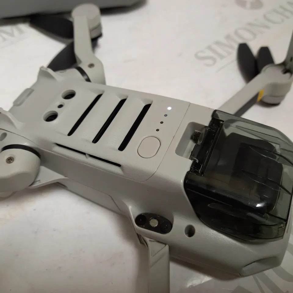 DJI MINI 2 DRONE BUNDLE 