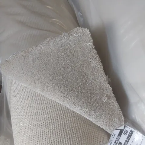 ROLL OF QUALITY CLASSIC CHARM AB ITALIAN ICE CARPET // SIZE: APPROX 4 X 5m
