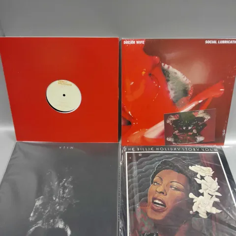 APPROXIMATELY 6 ASSORTED VINYLS TO INCLUDE MAROON 5, THE GLITTER BAND, NIJA ETC