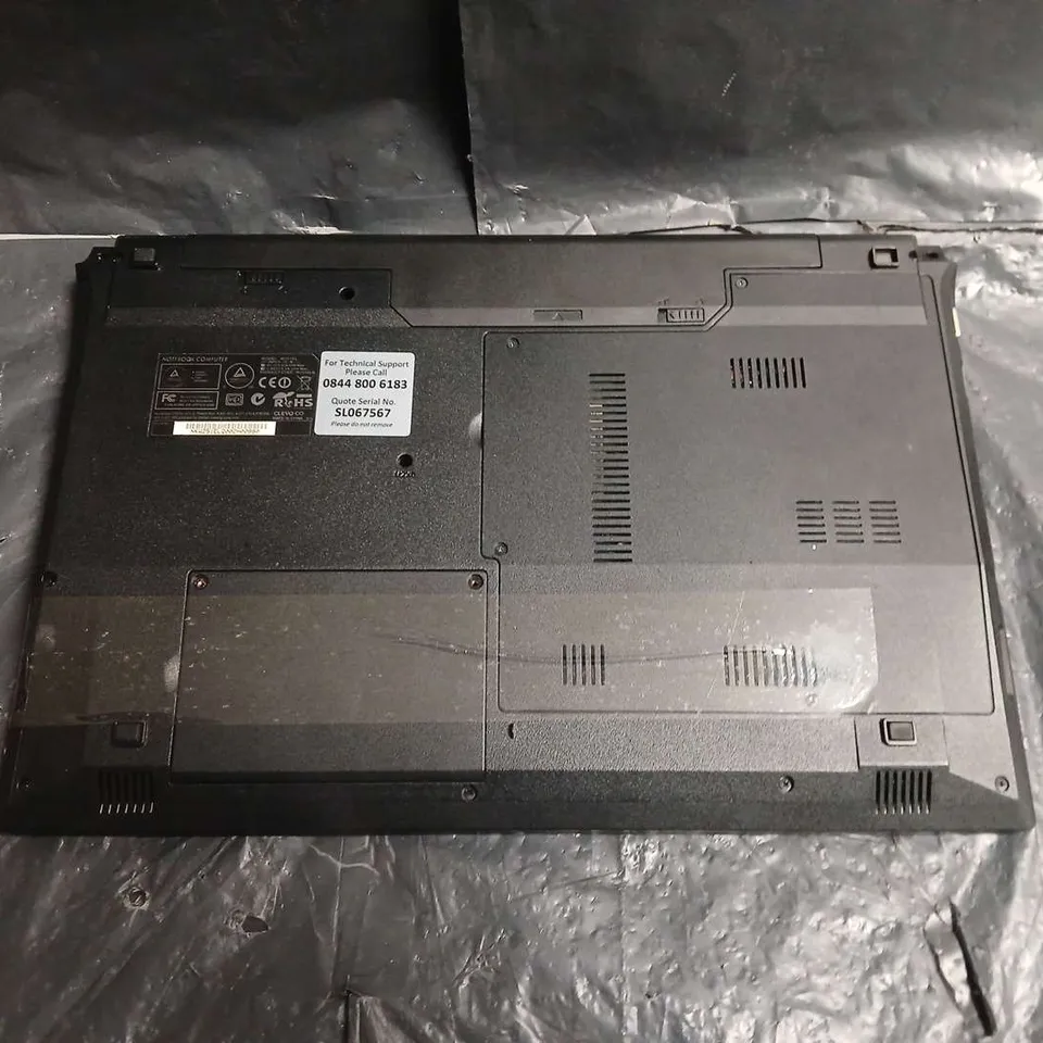 ZOOSTORM NOTEBOOK COMPUTER - MODEL W251EL