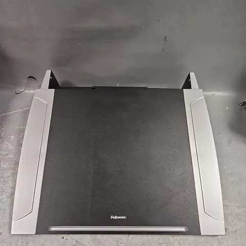 BOXED FELLOWES LAPTOP RISER