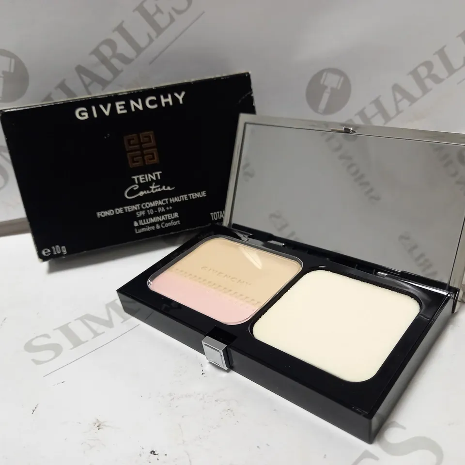 GIVENCHY LONG WEARING COMPACT FOUNDATION & HIGHLIGHTER - 1 ELEGANT PORCELAIN