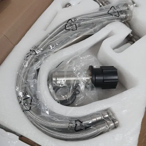 TWO-HANDLE FAUCET SET WITH BRAIDED HOSES AND WHITE CERAMIC HANDLES β CHROME FINISH