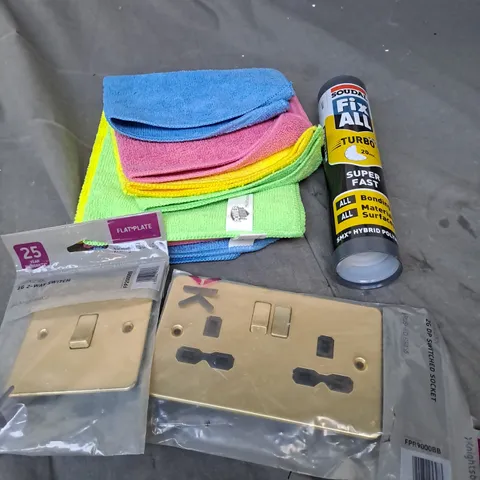 APPROXIMATELY 15 ASSORTED HOUSEHOLD PRODUCTS TO INCLUDE FACEPLATES, CLOTHS, FIX ALL ETC 