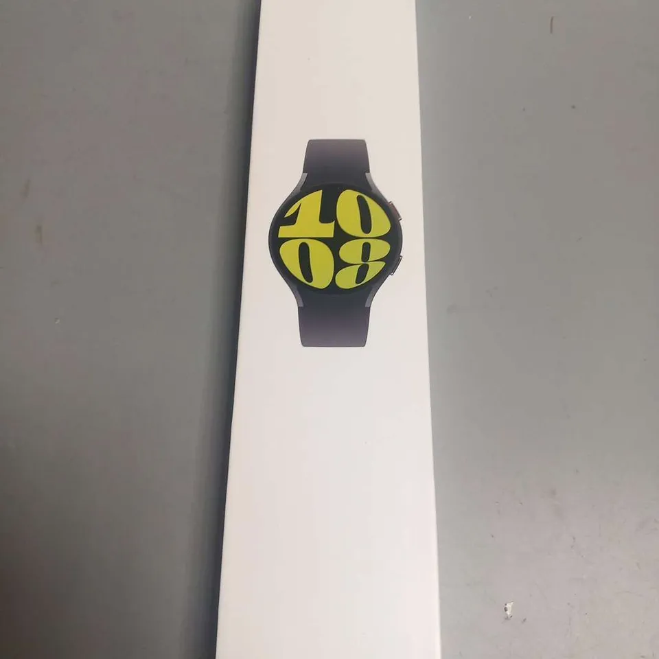 BOXED SAMSUNG GALAXY WATCH 6 SMART WATCH SM-R940NZKAEUA