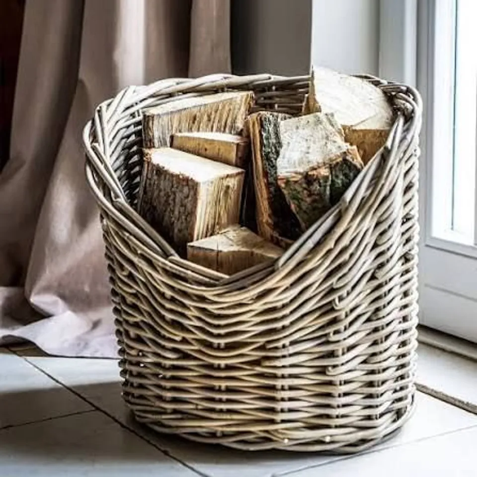 BOXED IVYLINE WICKER ROUND RUSTIC NATURAL LOG BASKET