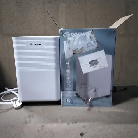 BOXED DAEWOO DEHUMIDIFIER 