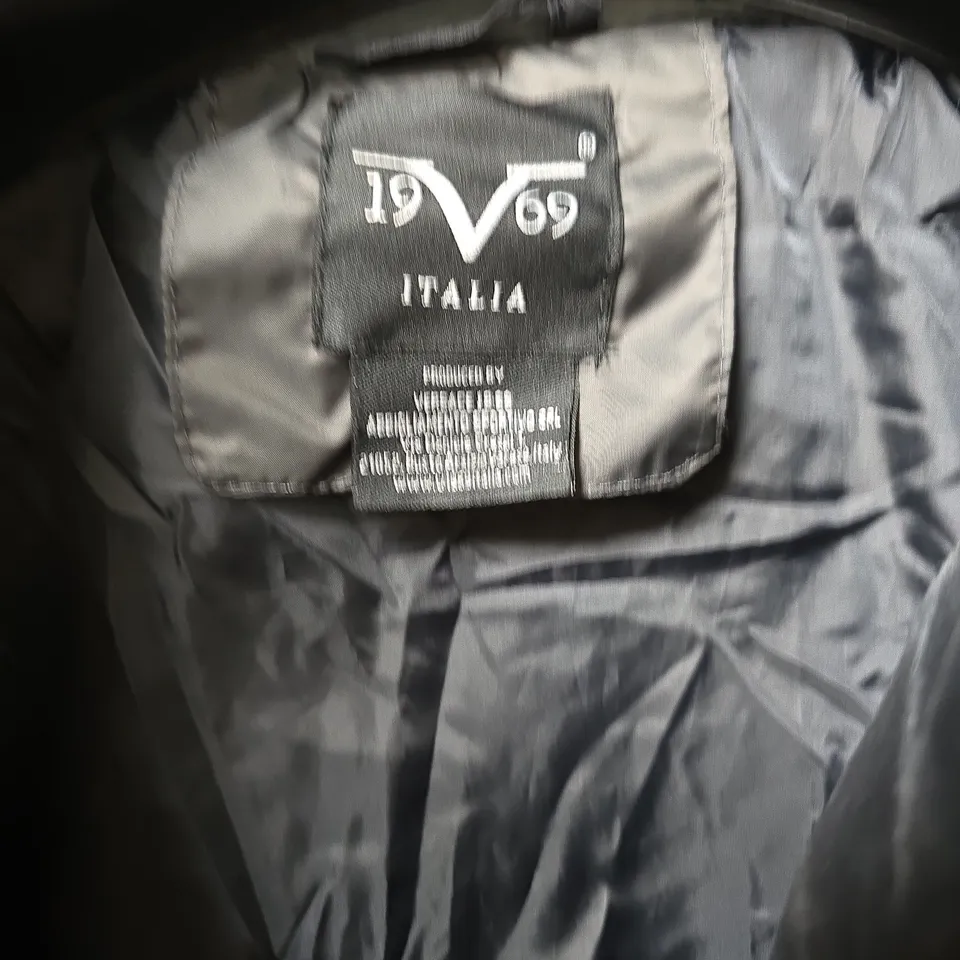 19V69 ITALIA GIUBOTTI LUNGO LONG COAT IN GREY - SMALL