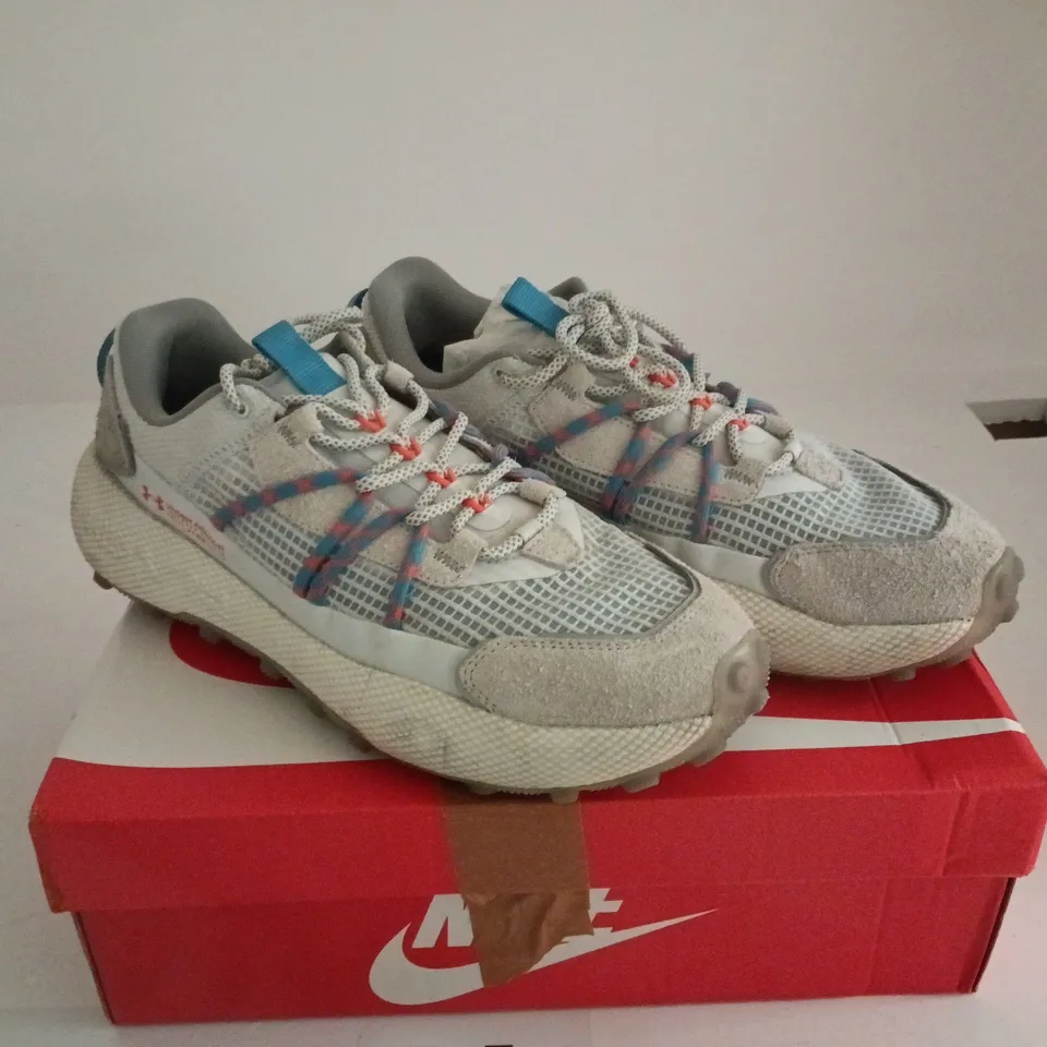 UNDER ARMOUR GREY/MULTI TRAINER UK 11 BOXED