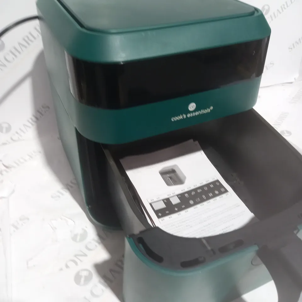BOXED COOK'S ESSENTIALS AIR FRYER - EMERALD