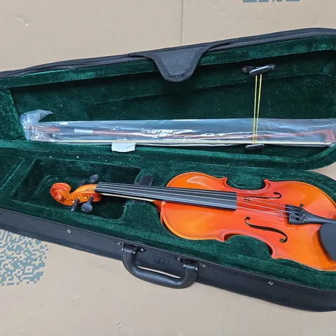 ANTONI VIOLIN IN HARD CASE WITH BOW 