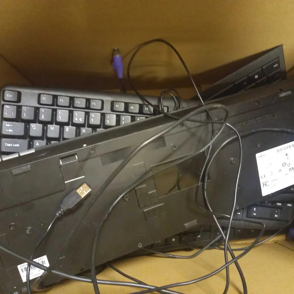 BOX OF APPROXIMATELY 10 ASSORTED COMPUTER KEYBOARDS