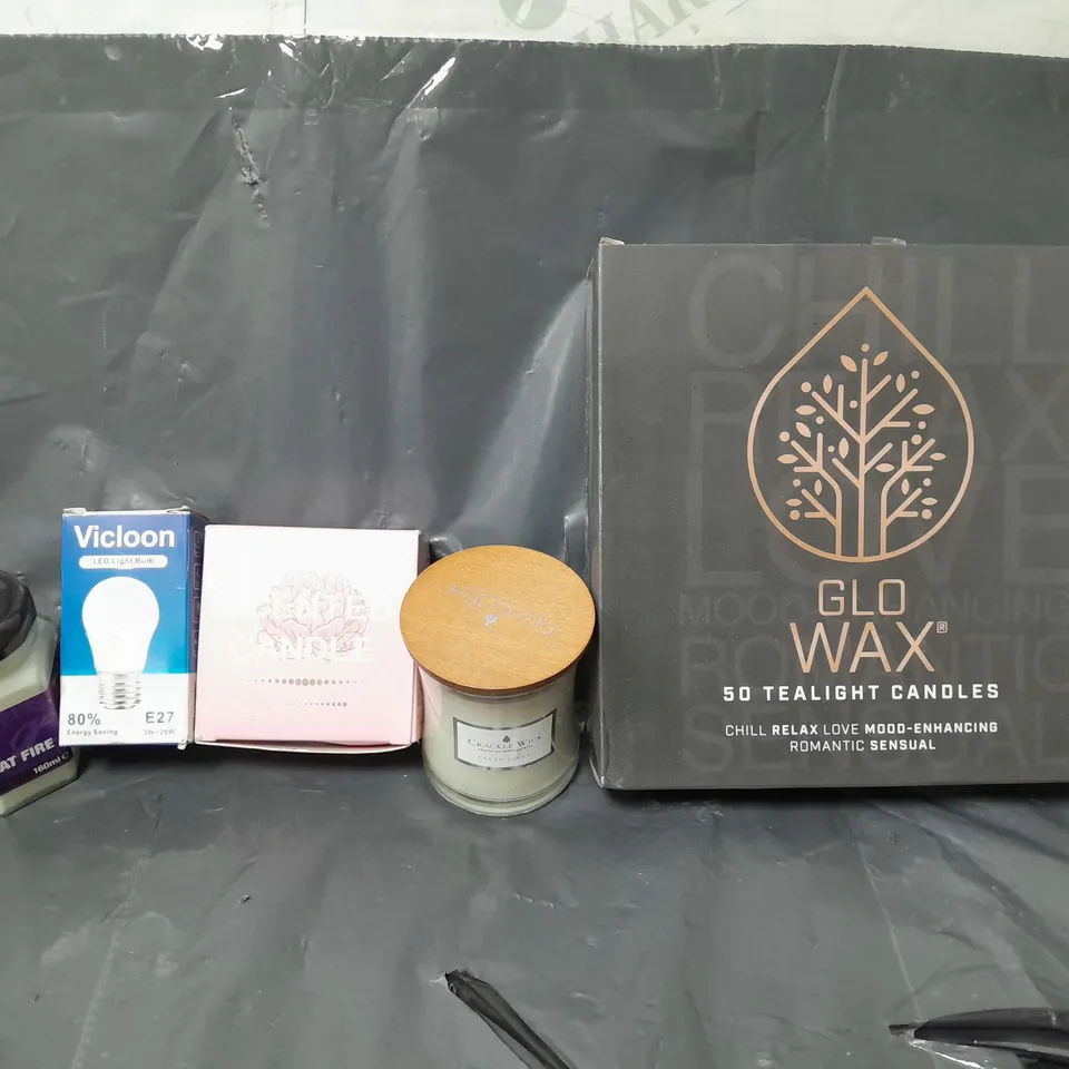 BOX OF APPROXIMATELY 14 ASSORTED ITEMS TO INCLUDE - GLO WAX 50 TEA LIGHTS , SCENTED CANDLE , VICLOON LED LIGHT BULB ETC
