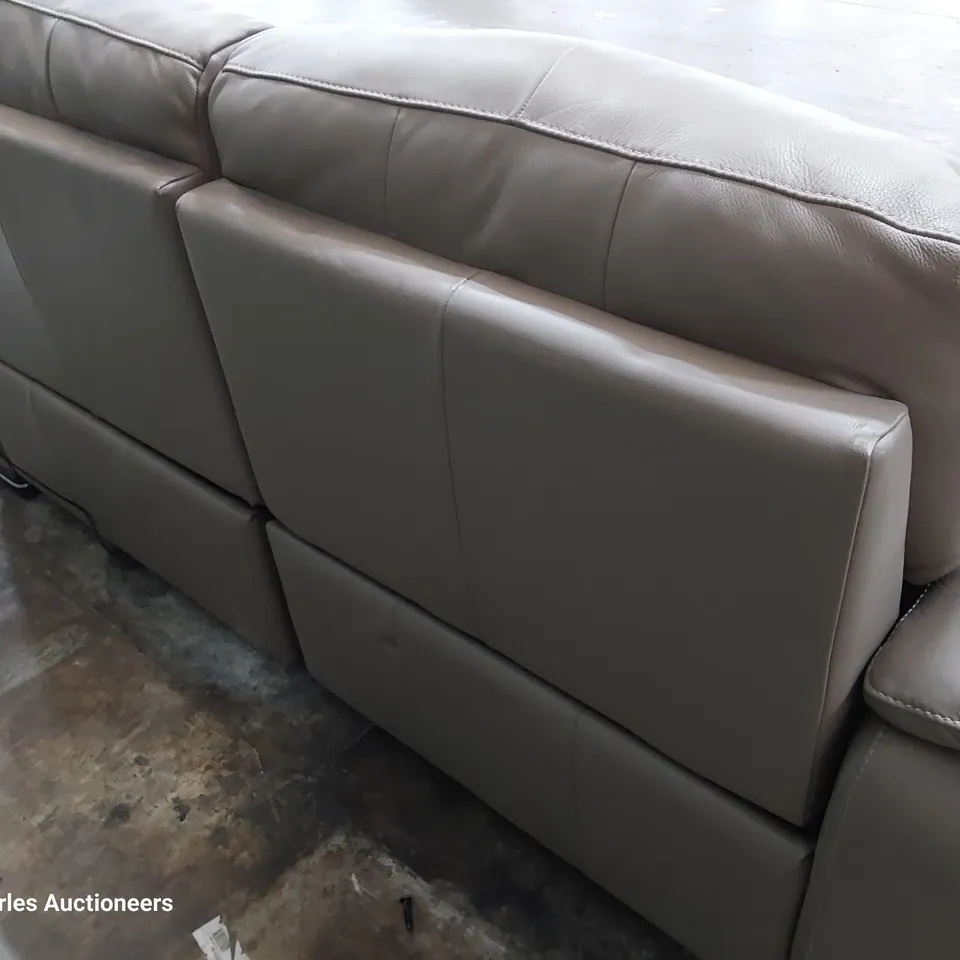 QUALITY ITALIAN DESIGNER GRADO POWER RECLINING TWO SEATER SOFA LIGHT GREY LEATHER