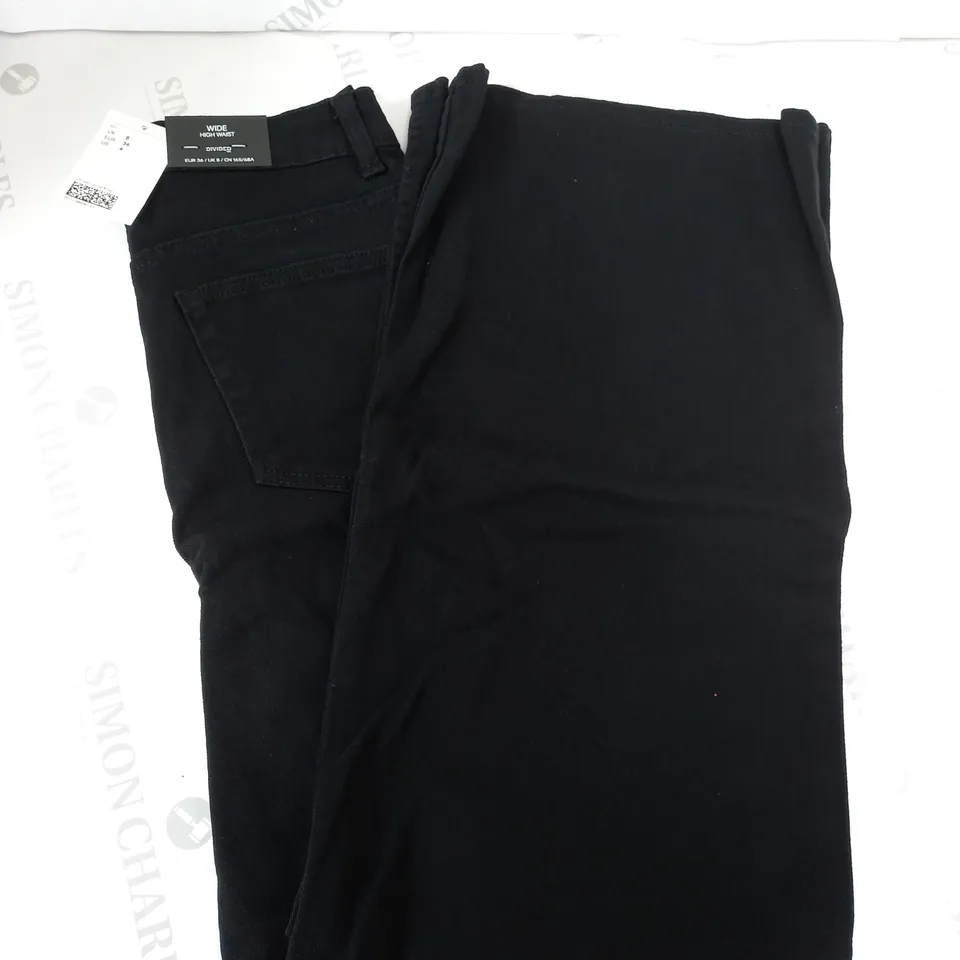 DIVIDED WIDE HIGH WAIST BLACK JEANS - UK 8