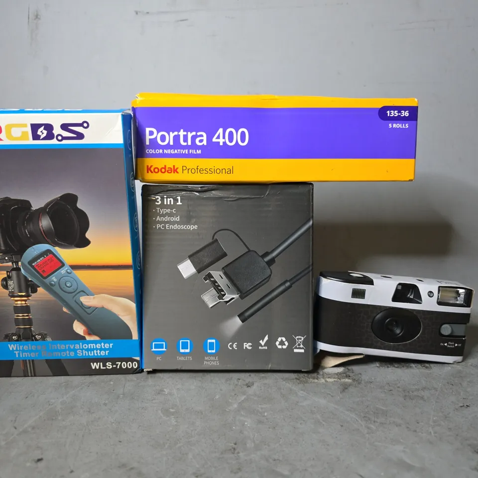 APPROXIMATELY 8 ASSORTED ITEMS TO INCLUDE - KODAK PORTRA 400 , RGBS REMOTE SHUTTER ETC