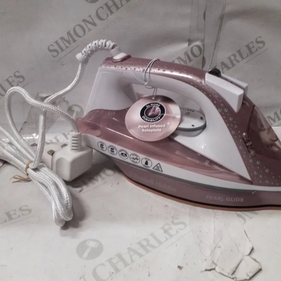 BOXED RUSSELL HOBBS PEARL GLIDE ROSE 2600W