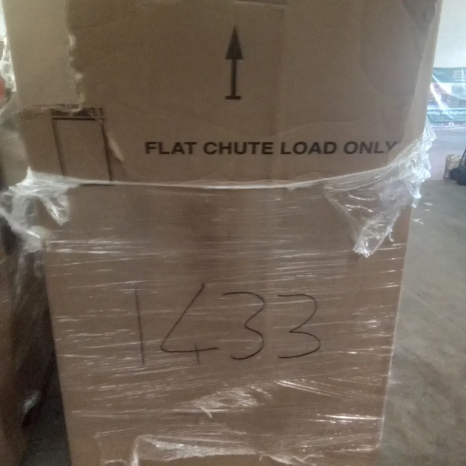 PALLET OF ASSORTED ITEMS INCLUDING MEDOKARE STOOL, GRUNTEK OSCILLATING SPRINKLER, STOREMIC TOILET SEAT, AIR COOLER, AIR FRYER, ROLLER BLINDS