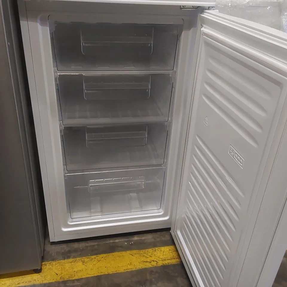 LOGIK LSD55W23 50/50 FRIDGE FREEZER - WHITE