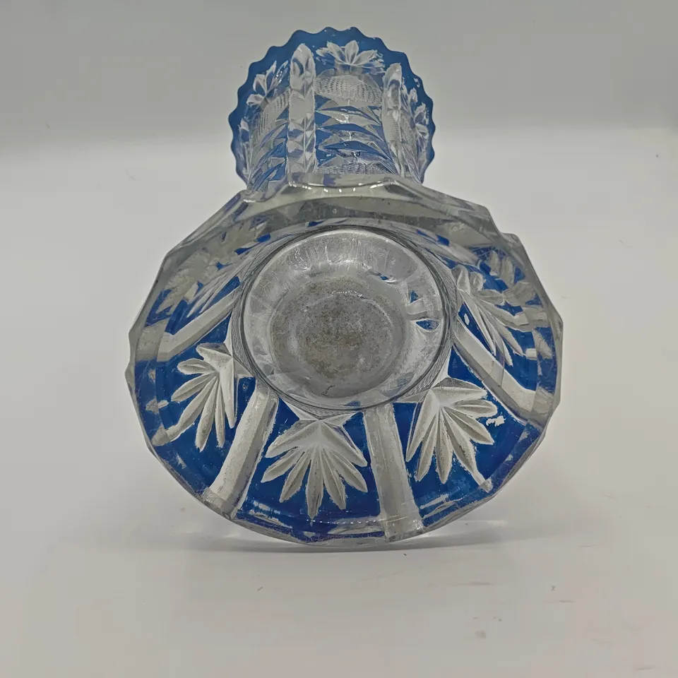 UNBOXED HAND PAINTED GLASS 26CM FLUTED VASE