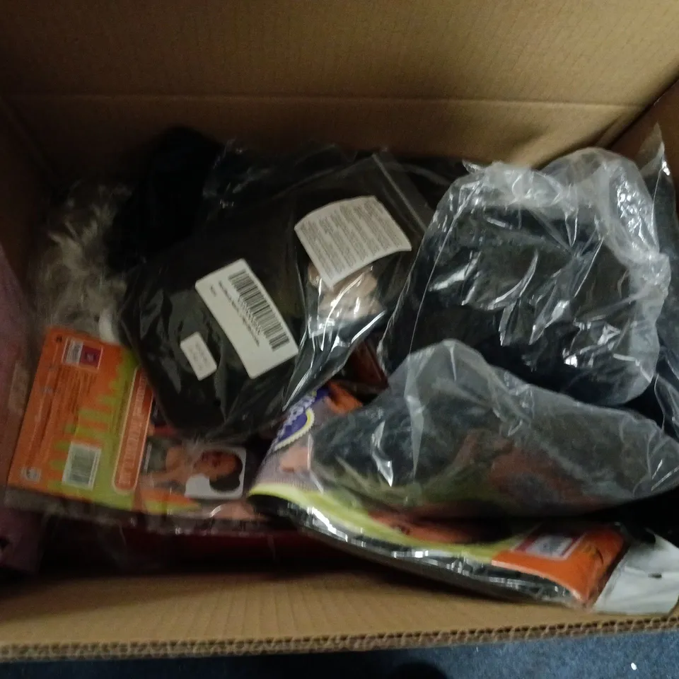 BOX OF APPROXIMATELY 15 HAIR PIECES AND WIGS VARIOUS COLOURS AND STYLES