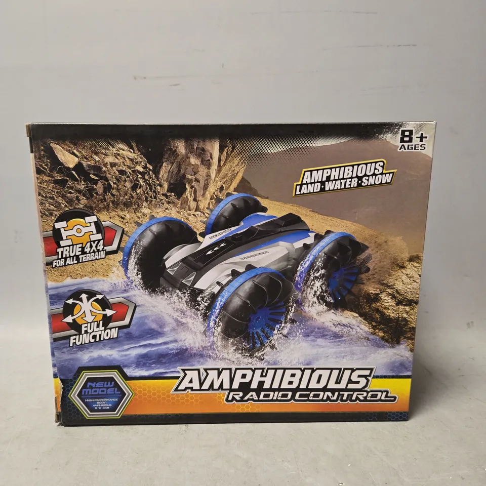 BOXED AMPHIBIOUS RADIO CONTROL CAR