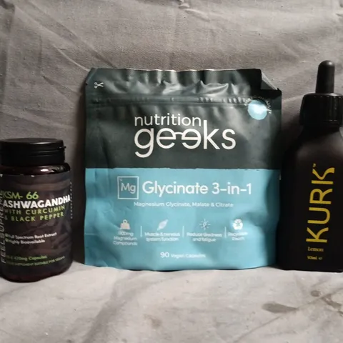 APPROXIMATELY 10 ASSORTED FOOD SUPPLEMENT AND HEALTH ITEMS TO INCLUDE NUTRITION GEEKS, KURK, FEELSUPREME, ETC - COLLECTION ONLY