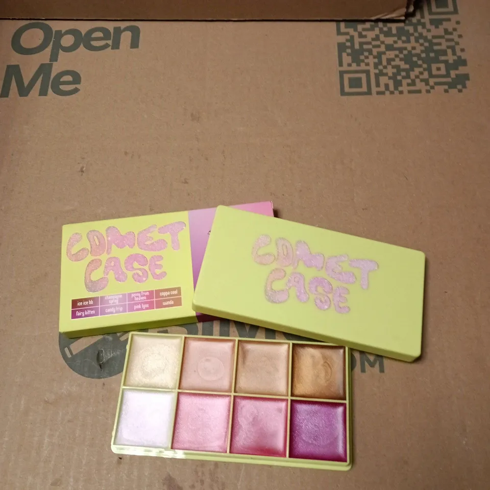 MADE BY MITCHELL COMET CASE CREAM HIGHLIGHTER PALETTE LIGHTS
