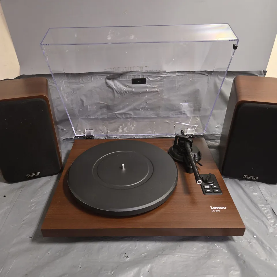 LENCO LS-600WA TURNTABLE WITH BUILT-IN AMPLIFIER, BLUETOOTH AND SPEAKERS