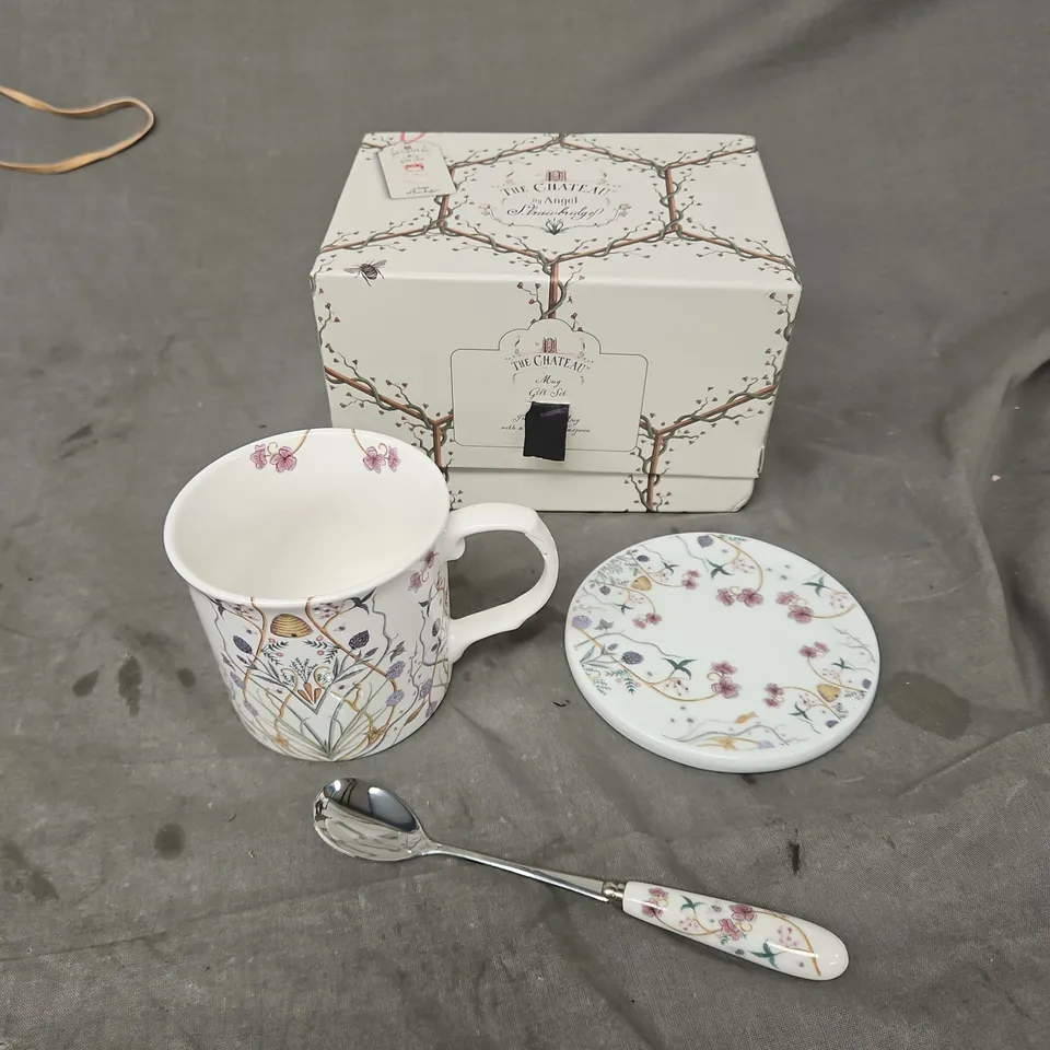 The Chateau by Angel Strawbridge Teacup Set – Mug with Coaster & Spoon, Floral Pattern (Boxed)