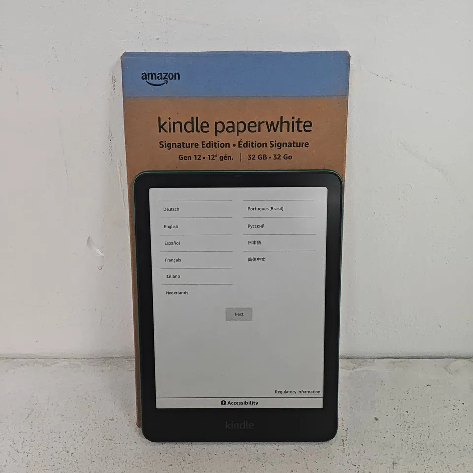 BOXED AMAZON KINDLE PAPER WHITE GEN 12 32GB E-READER IN METALLIC JADE - SA569P