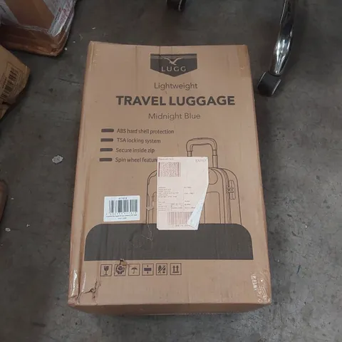 BOXED LUGG LIGHTWEIGHT TRAVEL SUITCASE 