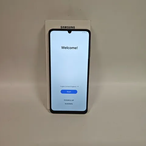 BOXED SAMSUNG GALAXY A06 4/64GB IN GOLD - SM-A065F