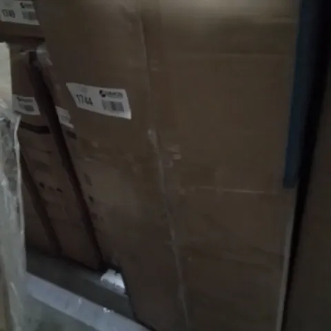 BOXED FABRIC MASSAGE CHAIR IN DARK GREY (UNTESTED) (1 BOX)