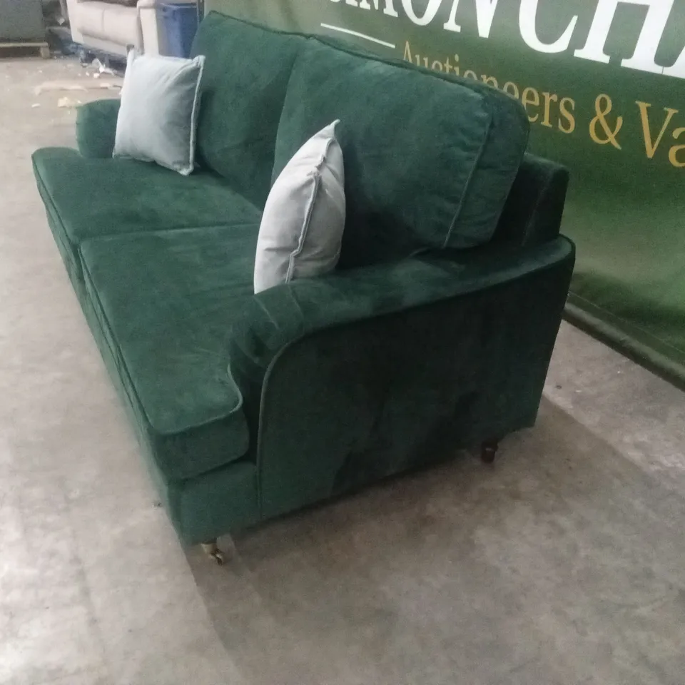 MARCANTONIO 3 SEATER VELVET SOFA - EMERALD GREEN