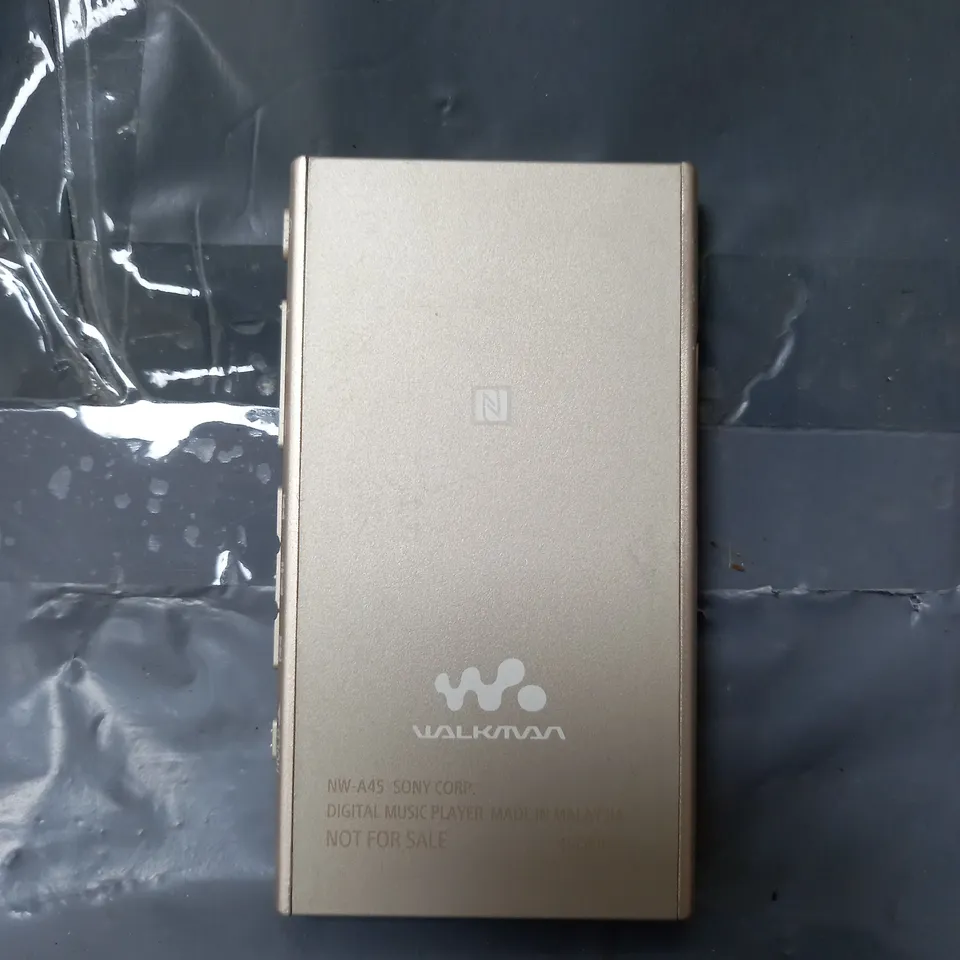 SONY NW-A45 DIGITAL MUSIC PLAYER
