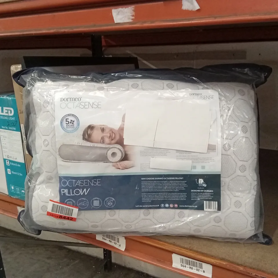 BAGGED DORMEO OCTASENSE PILLOW 