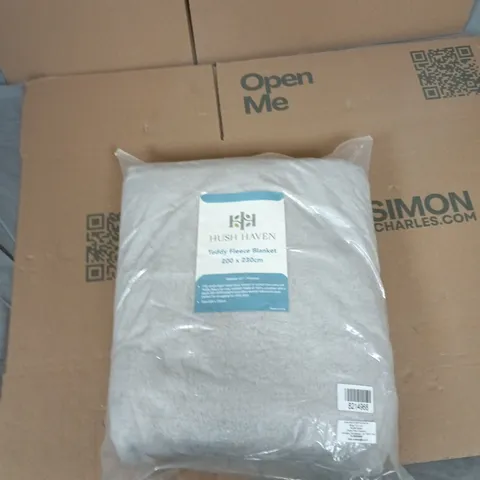 HUSH HAVEN TEDDY FLEECE BLANKET 200 X 230CM