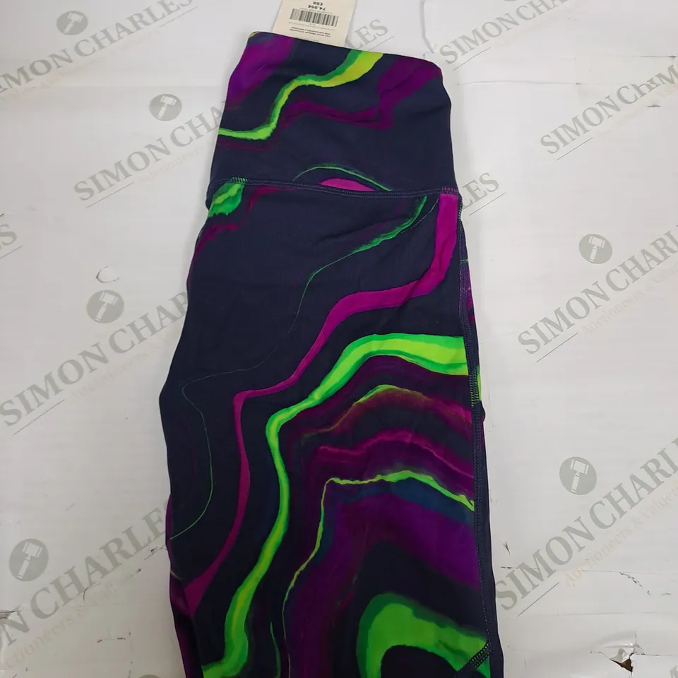 FABLETICS ULTRA HIGH WAISTED LEGGINGS SIZE M