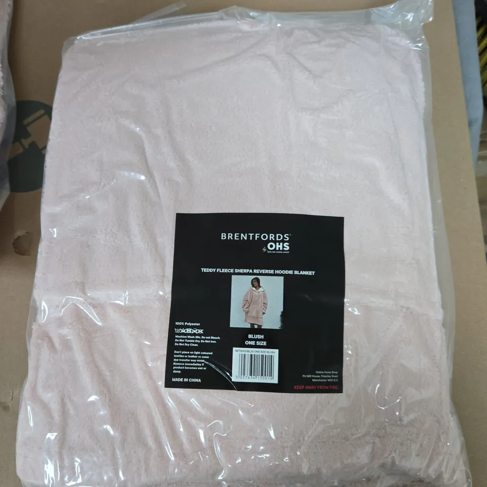ONLINE HOME SHOP BRENTFORDS TEDDY FLEECE SHERPA REVERSIBLE HOODLE BLANKET BLUSH ONE SIZE