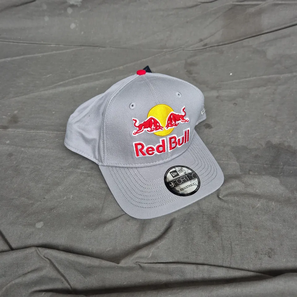 NEW ERA RED BULL CAP – GREY, 9FORTY, ONE SIZE