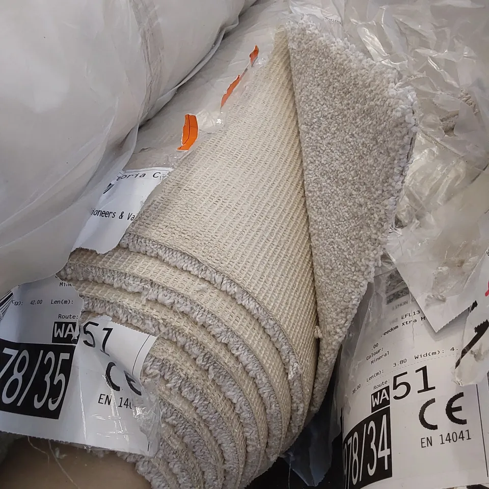 ROLL OF QUALITY EC FREEDOM XTRA MINERAL CARPET // SIZE: APPROX 4 X 4.2m