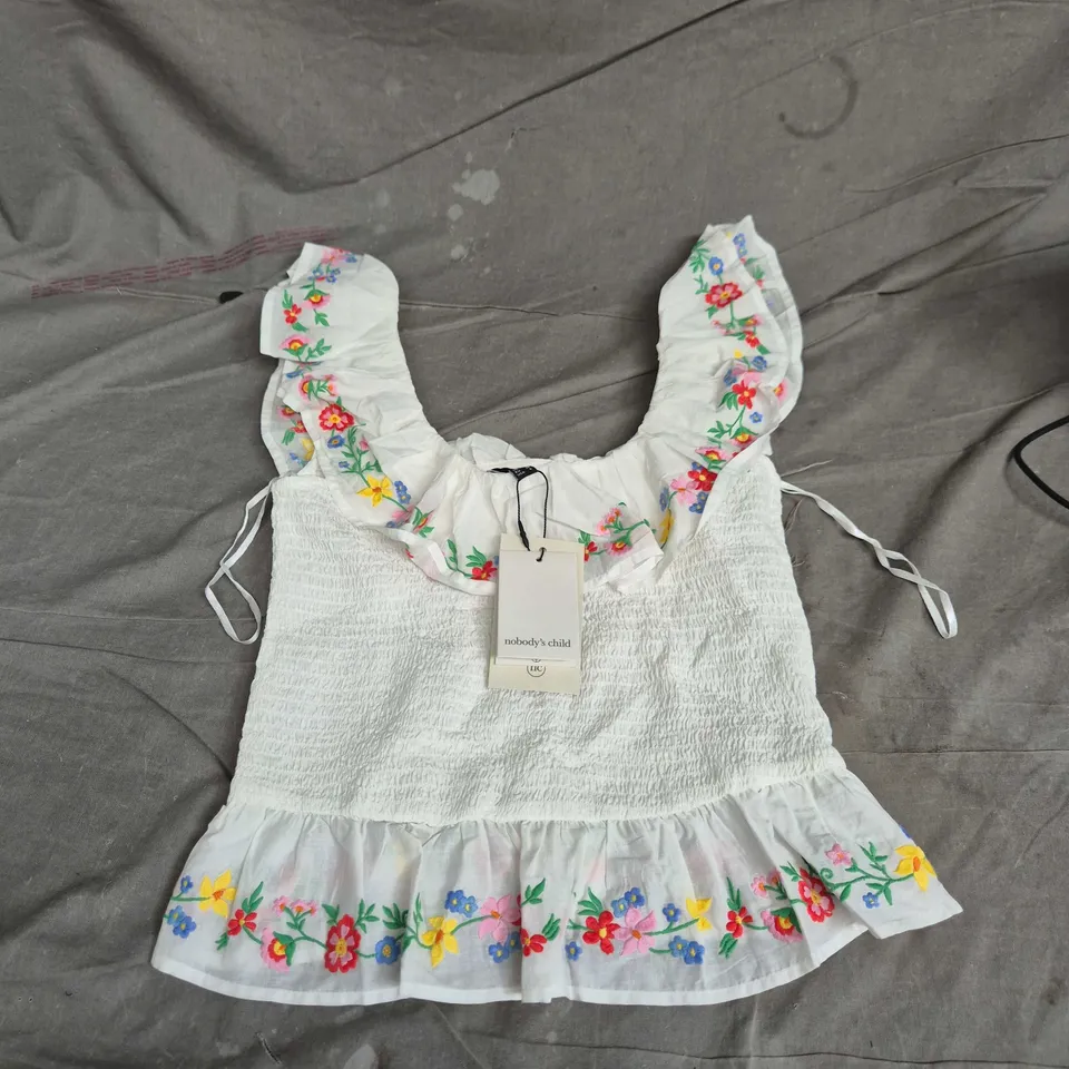 NOBODY'S CHILD EMBROIDERED SCOOP NECK SHIRRED TOP – UK 10