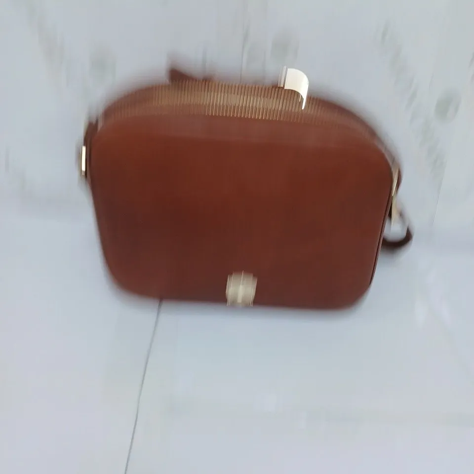 PAUL COSTELLOE DRESSAGE LADIES TAN HANDBAG