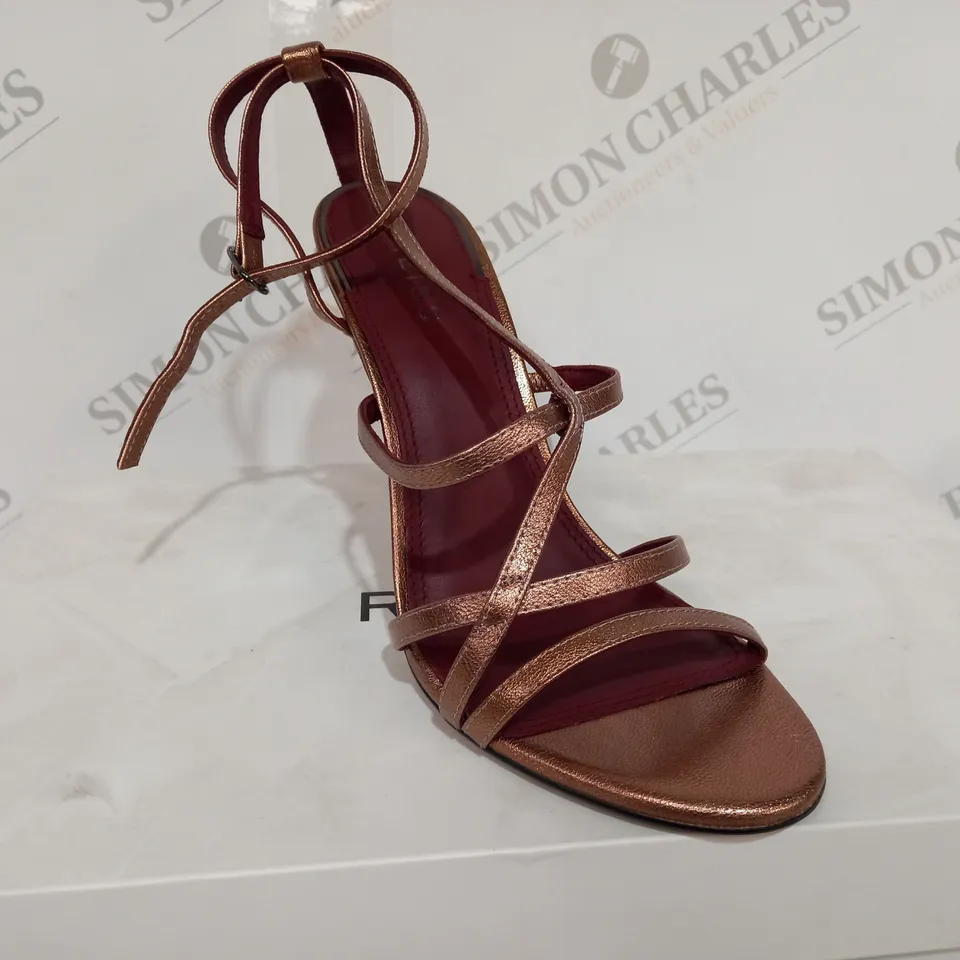 BOXED REISS DANA METTALIC ROSE GOLD HEELS - SIZE 6