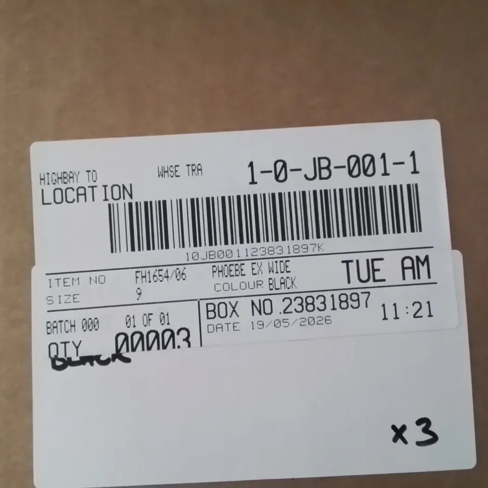 BOXED BRAND NEW APPROXIMATELY 3 SIMPLY BE PHOEBE EX WIDE FOOT SHOES BLACK SIZE 9