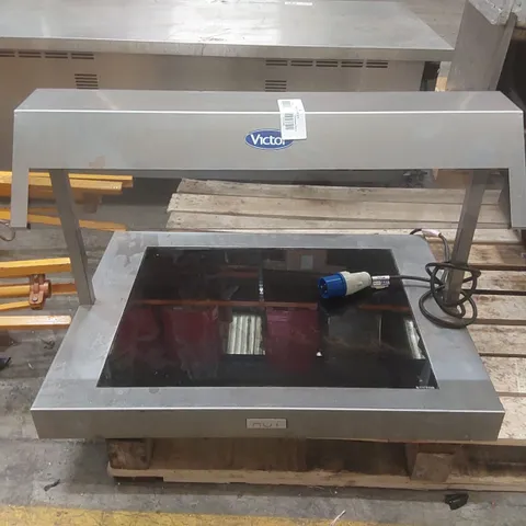 VICTOR COMMERCIAL TABLE TOP HOT PLATE WITH GANTRY