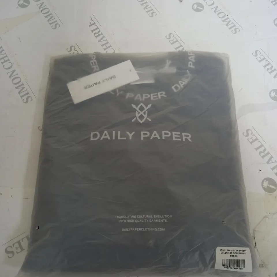 DAILY PAPER SWEATER SIZE XL 