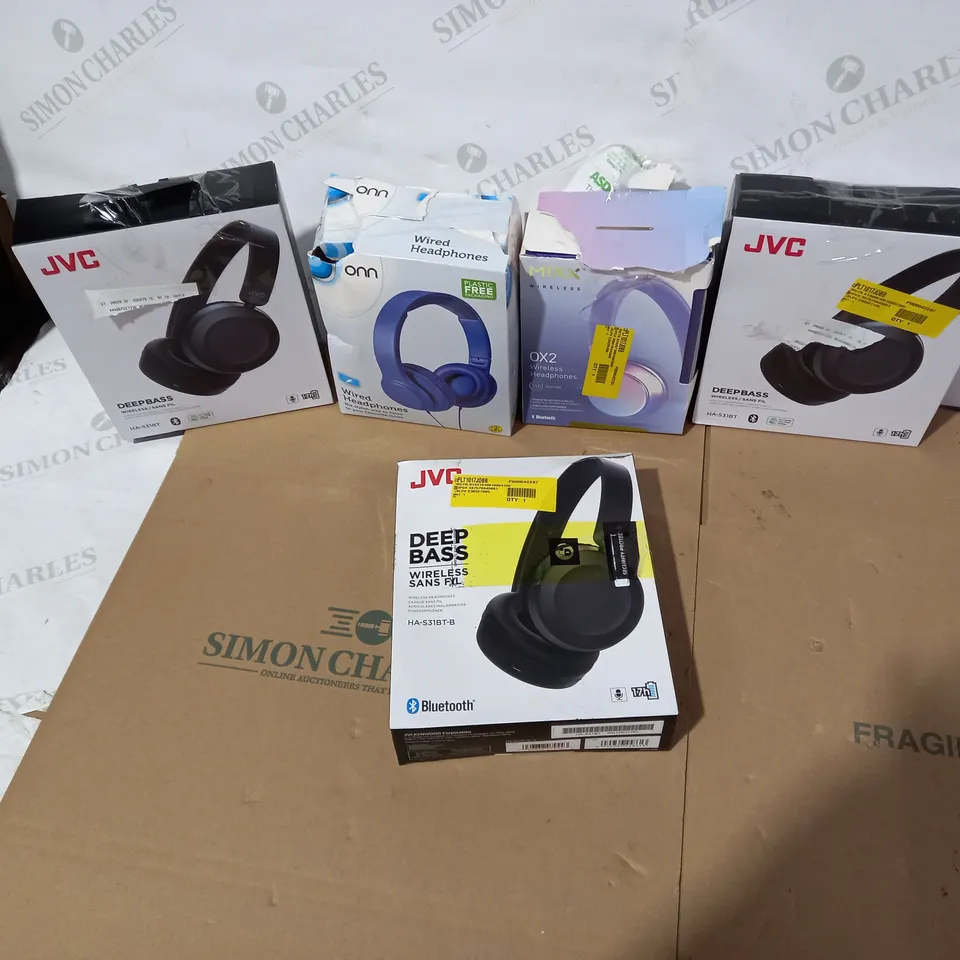LOT OF APPROXIMATELY 5 ASSORTED HEADPHONES TO INCLUDE JVC, ONN, MIXX WIRELESS ETC