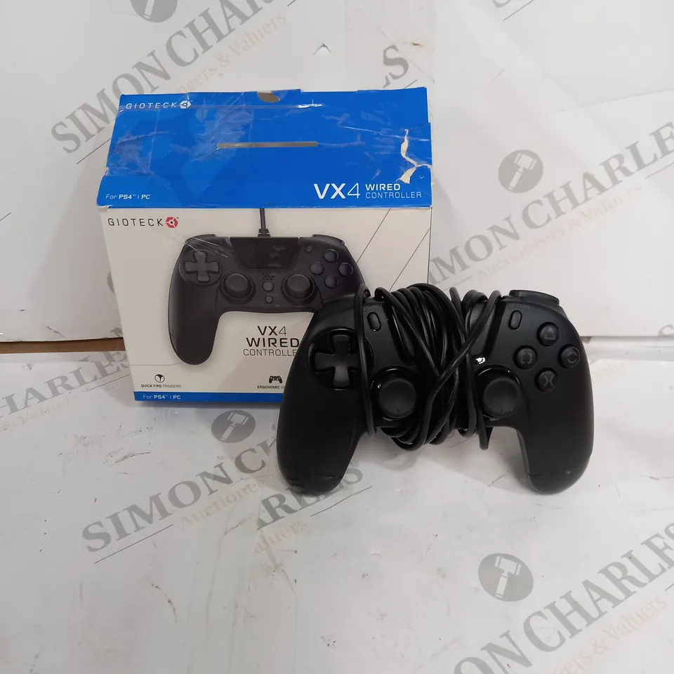 VX4 WIRED CONTROLLER FOR PS4 IN BLACK